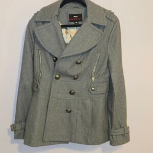 M60 Gray Peacoat with Wide Lapels and Structured Silhouette